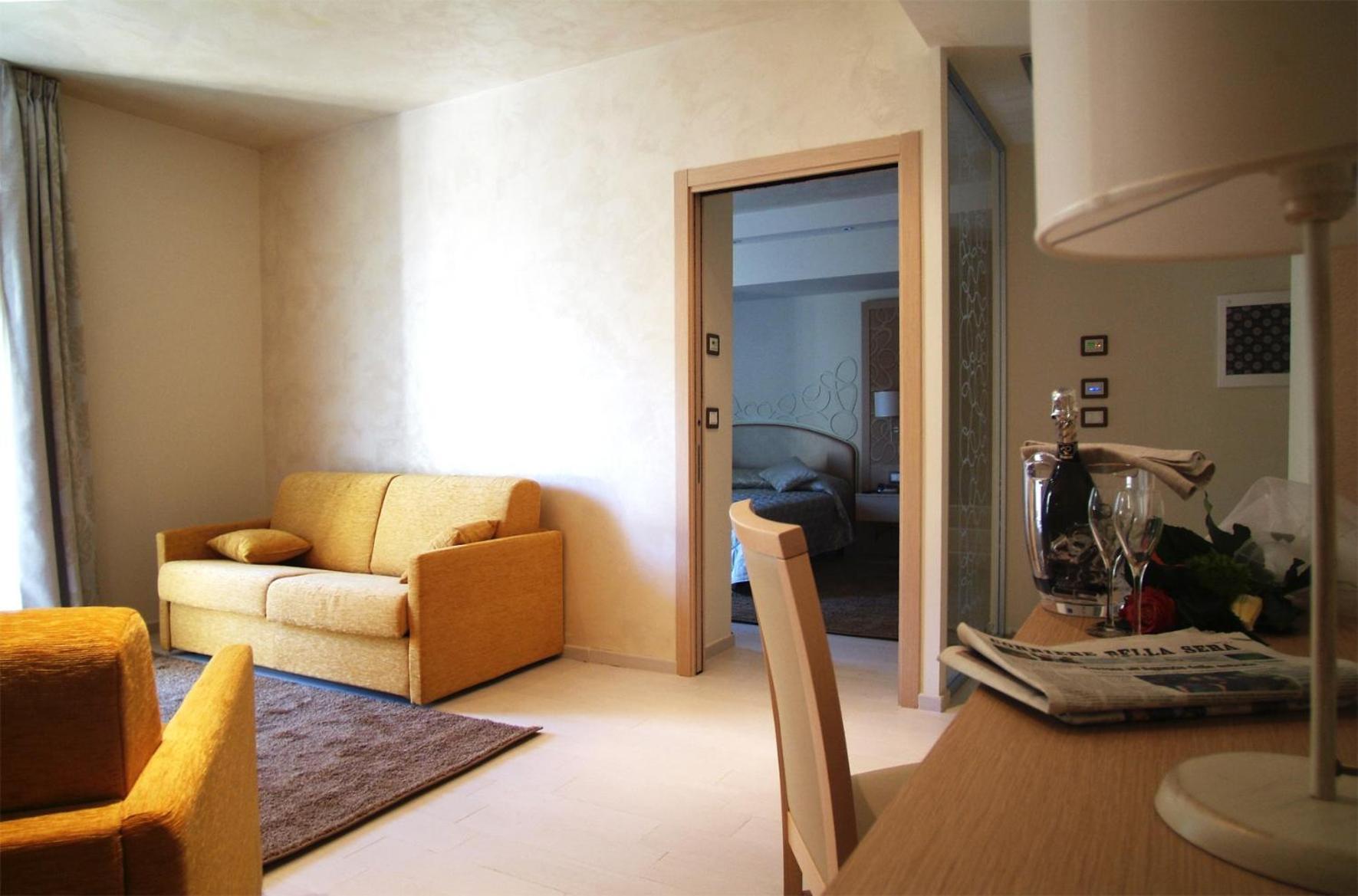 Hotel Duchessa Della Sila ซาน จิโอวานนิ อิน ฟิโอเร ภายนอก รูปภาพ